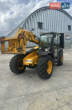 Телескопический погрузчик JCB 531-70 2013 в 