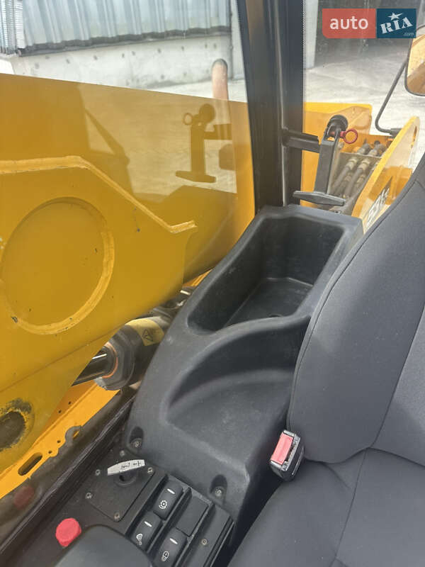 Телескопічні навантажувачі JCB 531-70 2013 в Бродах