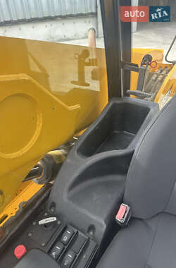 Телескопический погрузчик JCB 531-70 2013 в 
