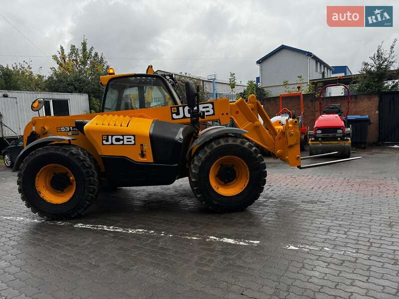 Телескопический погрузчик JCB 531-70 2019 в 
