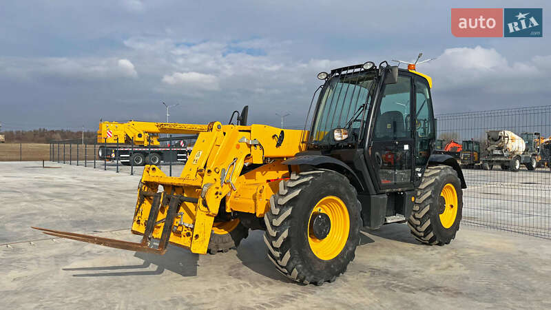 Телескопический погрузчик JCB 531-70 2018 в 