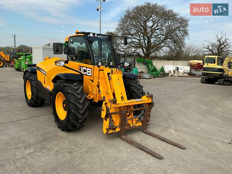 Телескопический погрузчик JCB 532-70 2020 в 