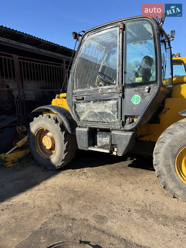 Телескопический погрузчик JCB 532 2002 в Сарнах фото 7 Телескопический погрузчик JCB 532 2002 в Сарнах