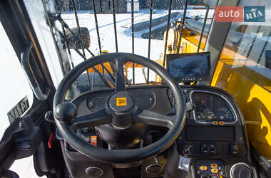 Подъемник телескопический JCB 533-105 2017 в 