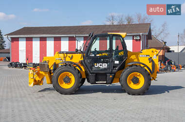 Подъемник телескопический JCB 533-105 2017 в 