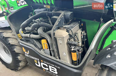 Телескопический погрузчик JCB 533-105 2017 в 