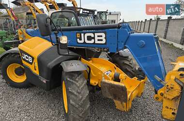 Телескопический погрузчик JCB 533-105 2015 в 