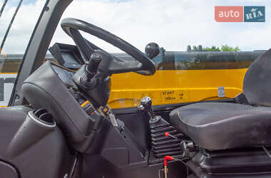 Телескопический погрузчик JCB 533-105 2016 в 