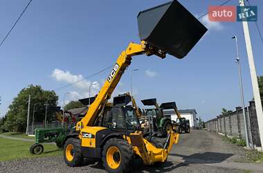 Телескопический погрузчик JCB 533-105 2011 в 
