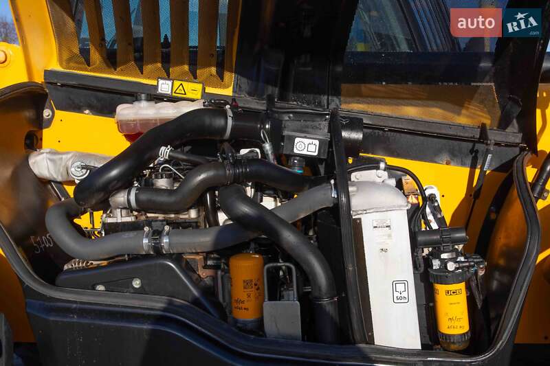 Підйомник телескопічний JCB 533-105 2017 в Житомирі