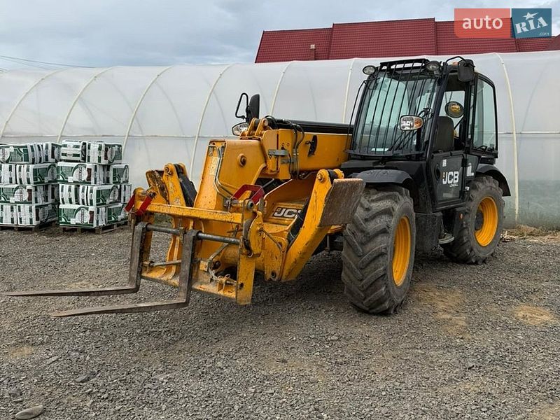 Телескопический погрузчик JCB 533-105 2017 в Заречье