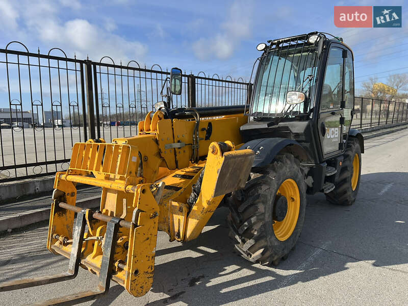 Телескопічні навантажувачі JCB 535-125 2018 в Києві