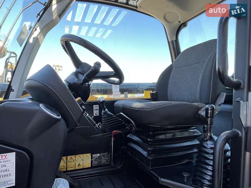Телескопический погрузчик JCB 535-125 2015 в Ровно фото 23 Телескопический погрузчик JCB 535-125 2015 в Ровно