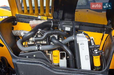 Подъемник телескопический JCB 535-125 2017 в 