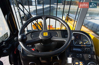 Подъемник телескопический JCB 535-125 2017 в 