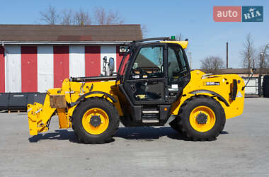 Подъемник телескопический JCB 535-125 2018 в 