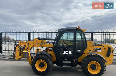 Телескопический погрузчик JCB 535-125 2017 в 