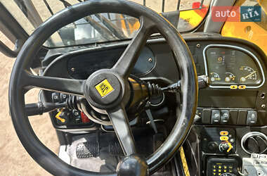 Телескопический погрузчик JCB 535-125 2015 в 