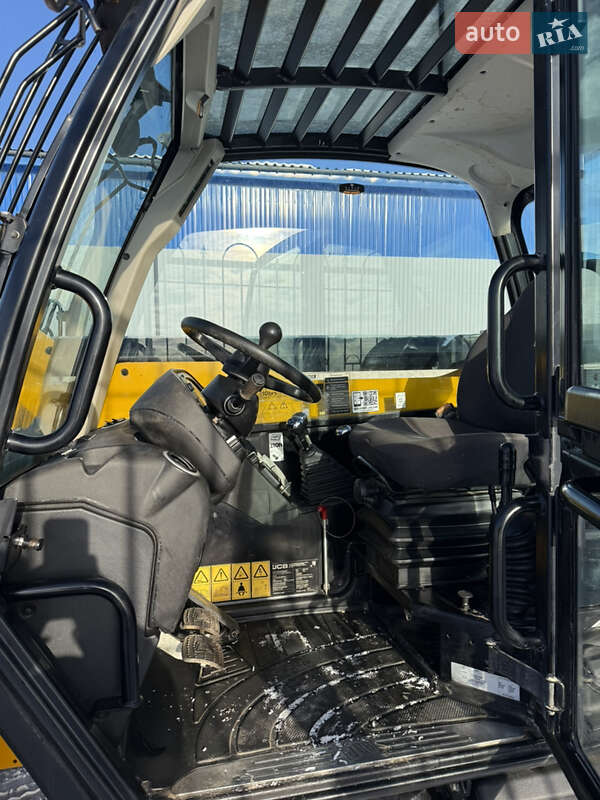 Телескопічні навантажувачі JCB 535-125 2021 в Києві