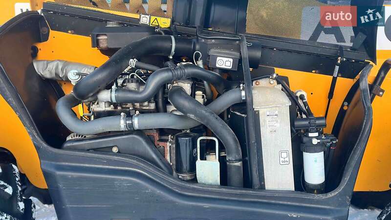 Телескопический погрузчик JCB 535-125 2016 в Житомире