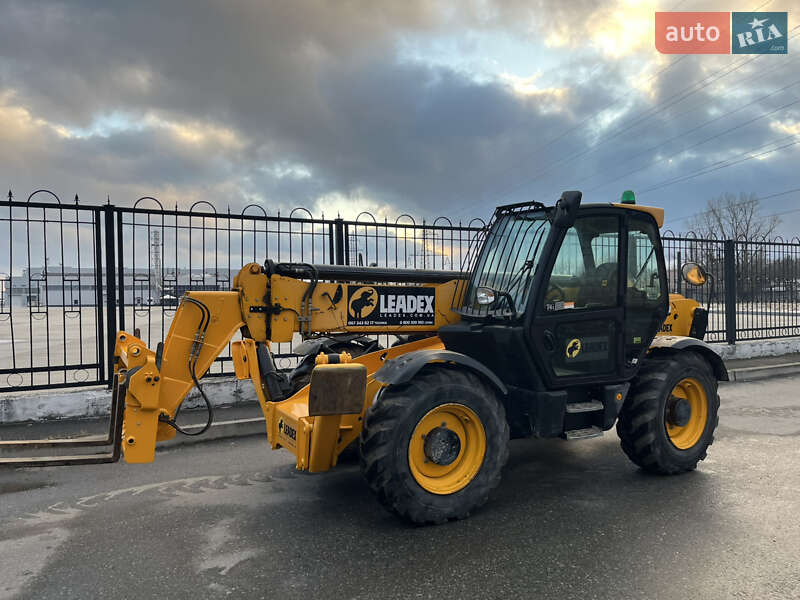 Телескопический погрузчик JCB 535-140 2014 в Киеве
