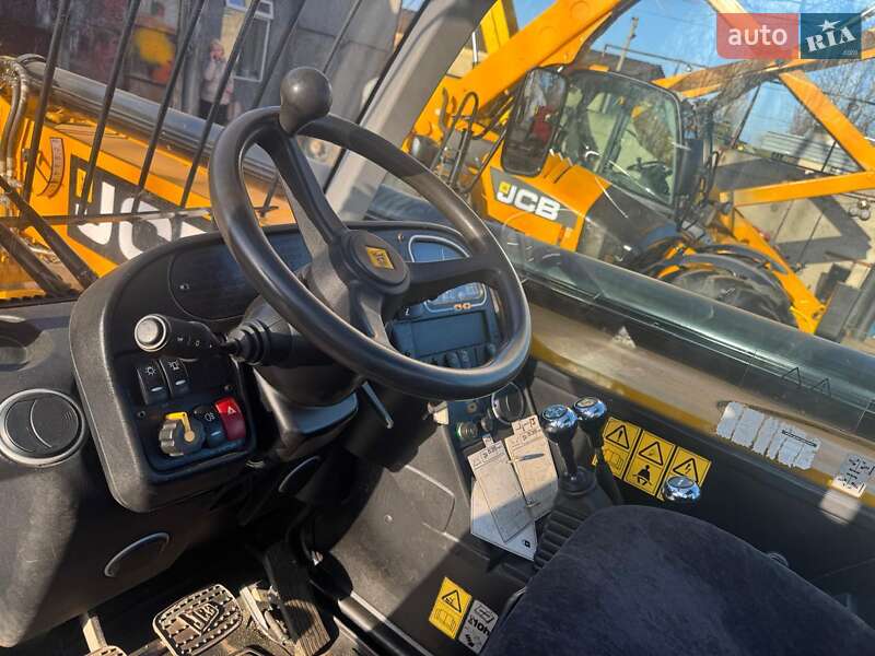 Телескопический погрузчик JCB 535-140 2013 в Житомире