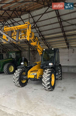 Телескопический погрузчик JCB 535-95 2012 в 