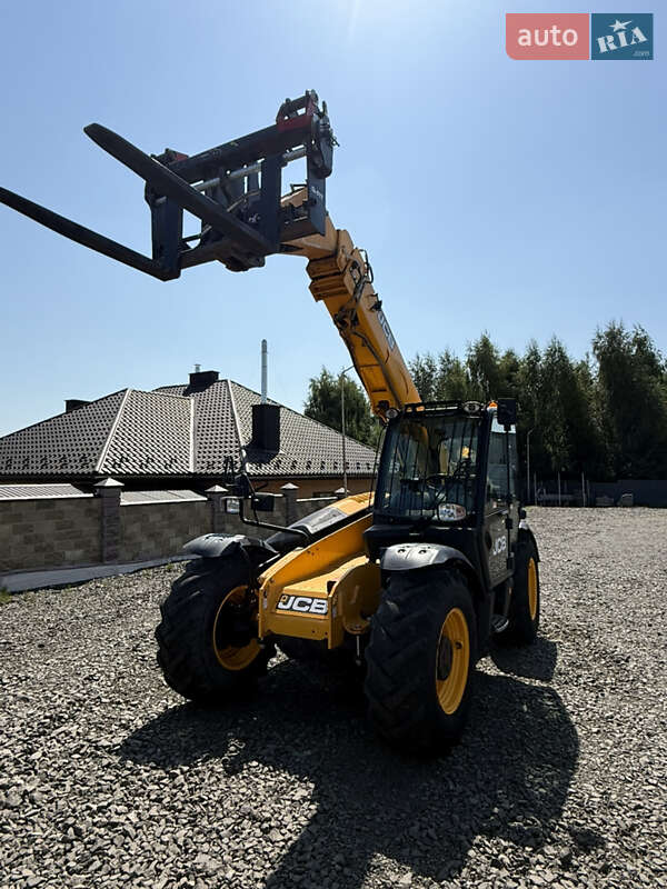 Телескопический погрузчик JCB 535-95 2015 в Луцке