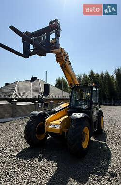 Телескопический погрузчик JCB 535-95 2015 в 