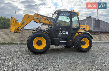 Телескопический погрузчик JCB 535-95 2017 в 