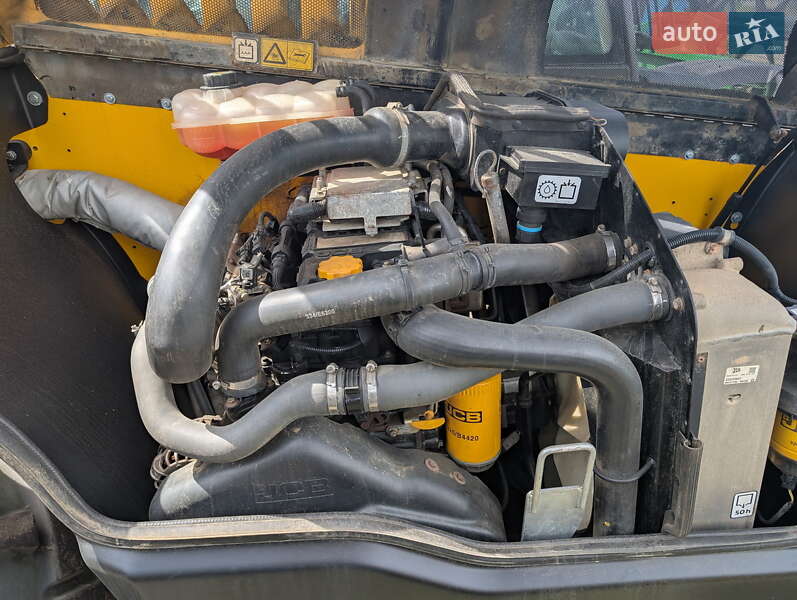 Телескопічні навантажувачі JCB 535-95 2019 в Рівному