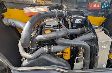 Телескопический погрузчик JCB 535-95 2019 в 