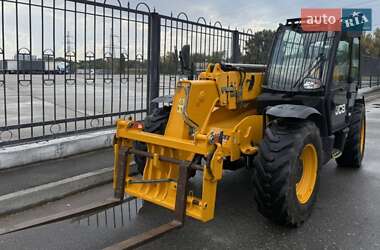 Телескопический погрузчик JCB 535-95 2016 в 