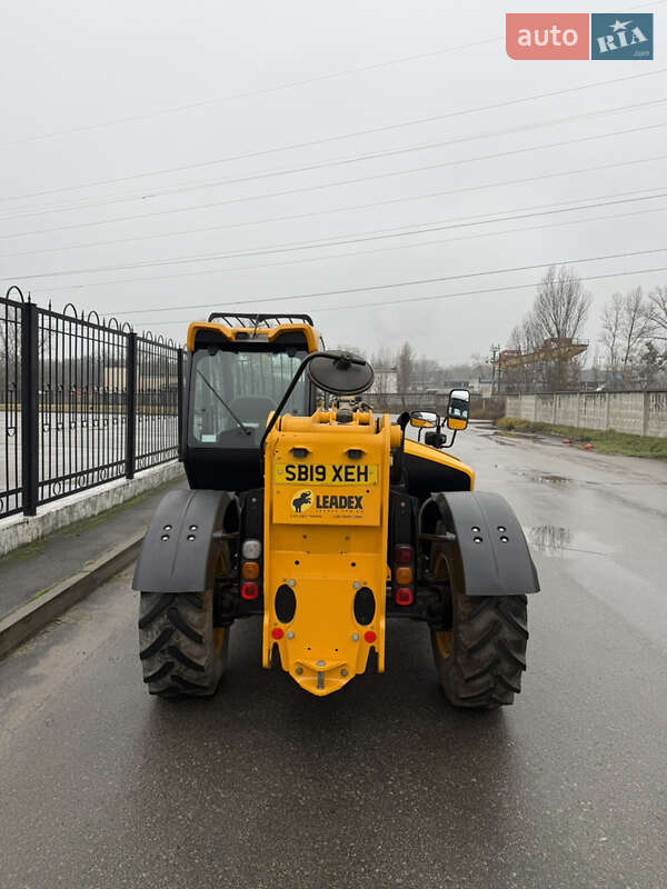 Телескопічні навантажувачі JCB 535-95 2020 в Києві фото 21 Телескопічні навантажувачі JCB 535-95 2020 в Києві