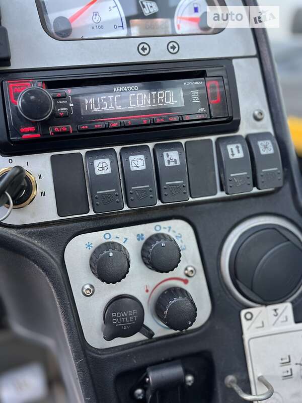 Телескопічні навантажувачі JCB 536-60 2012 в Луцьку