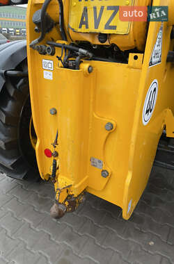 Телескопический погрузчик JCB 536-60 2013 в 
