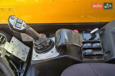 Телескопический погрузчик JCB 536-60 2012 в 