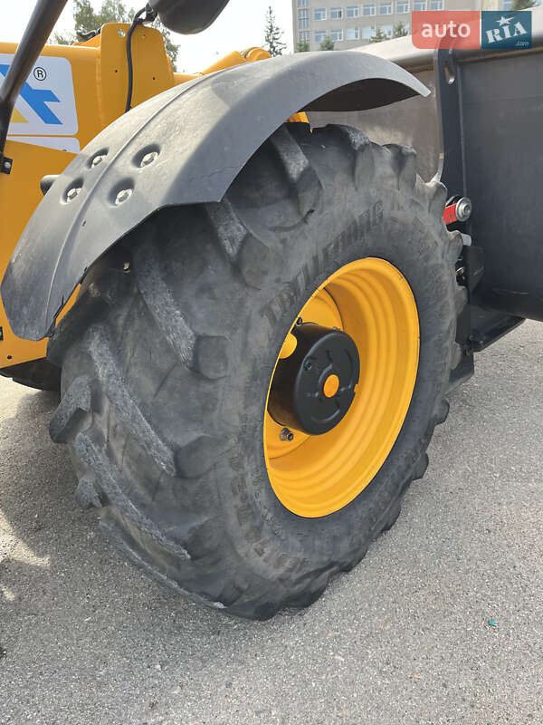 Телескопический погрузчик JCB 536-60 2012 в Черноморске