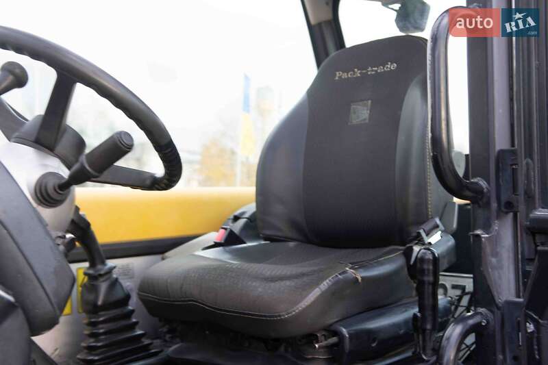 Подъемник телескопический JCB 536-60 2006 в Житомире