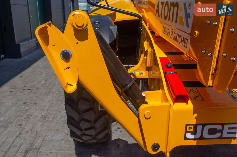 Телескопический погрузчик JCB 540-140 2023 в Житомире