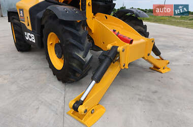 Телескопический погрузчик JCB 540-140 2019 в 