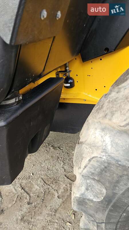 Телескопический погрузчик JCB 540-140 2018 в Киеве фото 14 Телескопический погрузчик JCB 540-140 2018 в Киеве