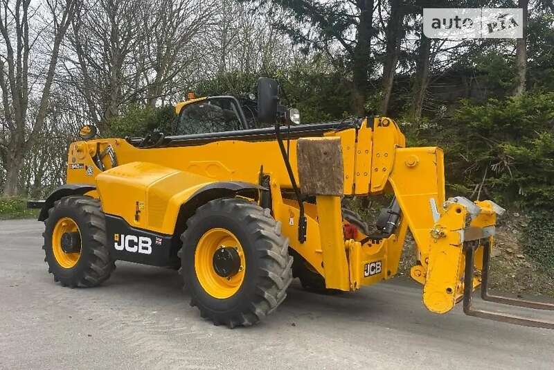 Телескопический погрузчик JCB 540-170 2021 в Киеве