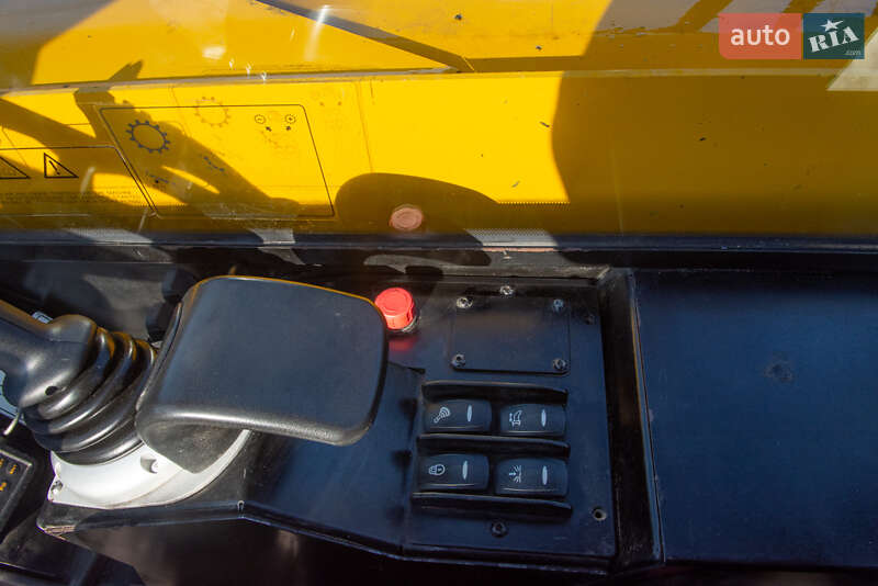 Подъемник телескопический JCB 540-170 2017 в Житомире