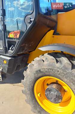 Подъемник телескопический JCB 540-170 2016 в 