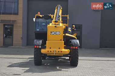 Телескопический погрузчик JCB 540-170 2016 в 