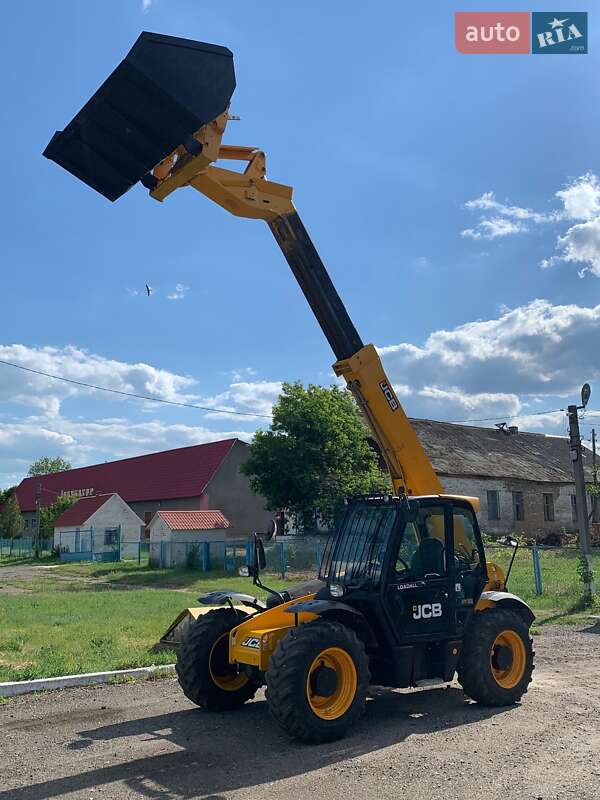 Фронтальный погрузчик JCB 541-70 2008 в Великой Багачке