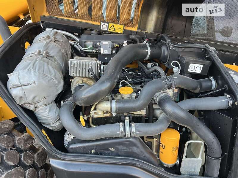 Телескопический погрузчик JCB 541-70 2017 в Луцке