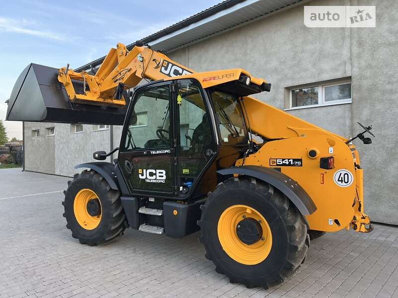 JCB 541-70 2015 JCB 541-70 2015