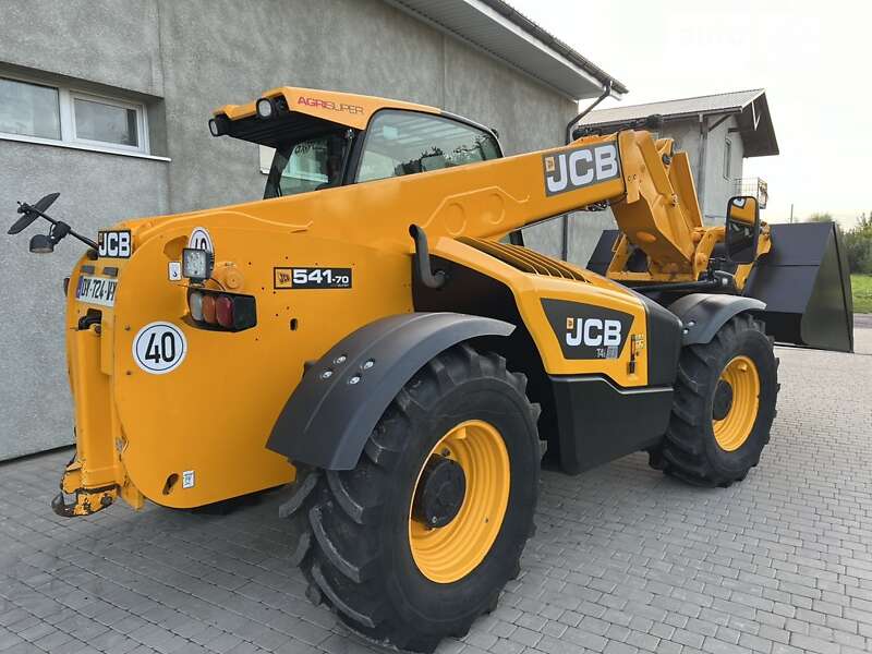Телескопический погрузчик JCB 541-70 2015 в Луцке